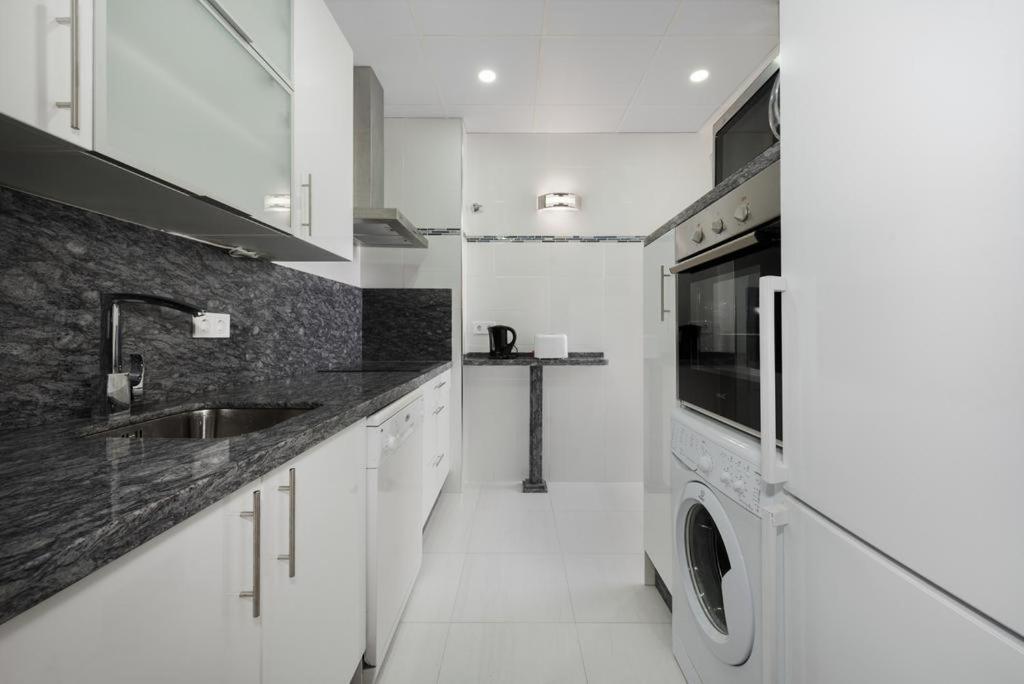Apartamento En Puerto Marina B32 Бенальмадена Экстерьер фото